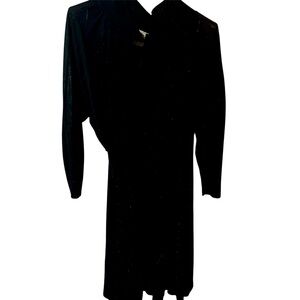 Vintage Elegant Black 2-Piece Long Sleeve Top & Maxi Skirt with Metallic Thread.